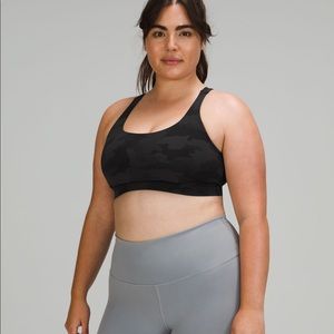 Lululemon Energy Bra - Size 10